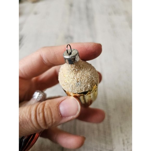 Vintage flocked acorn glass red gold ornament Xmas tree - Picture 9 of 11